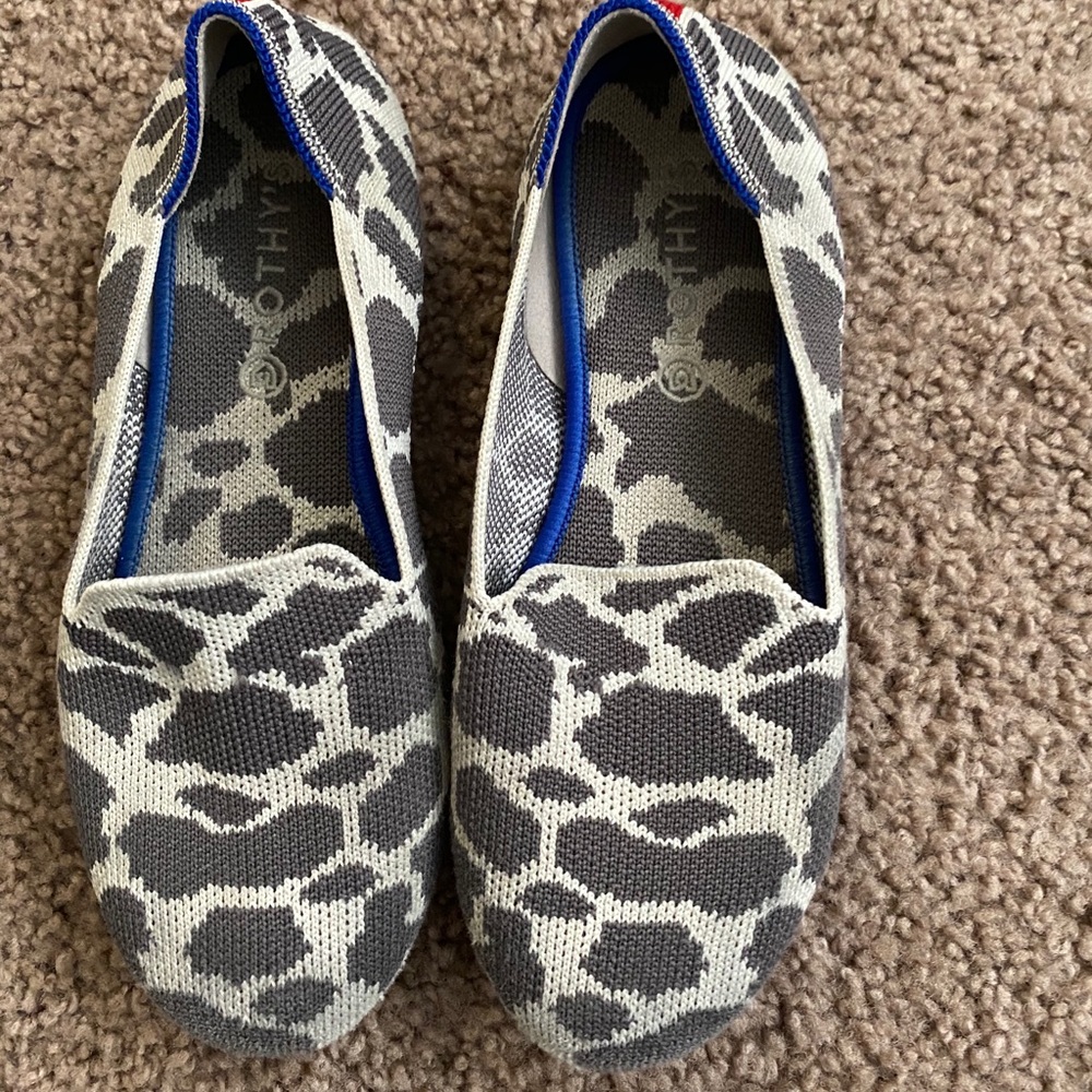 🛑SOLD🛑 Child Size Rothy’s 🐮